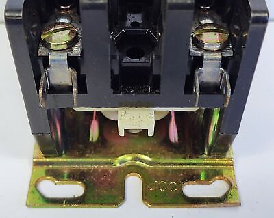 Joslyn Clark DP3C302-120 Definite Purpose Contactor