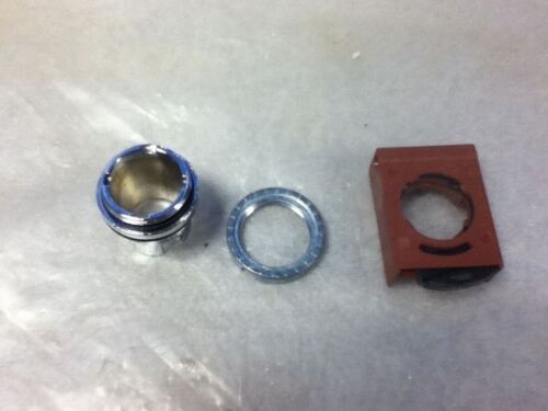 LOT OF 3 GE P9CL00 PILOT LIGHTS