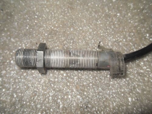 1 Cutler-Hammer E57SAL12A2 INDUCTIVE PROXIMITY SWITCH