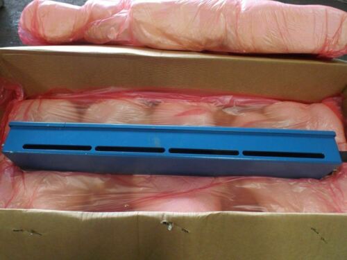 Triad Controls Light Curtain Receiver 24INX50FT SCAN AREA TR-24-2F-50