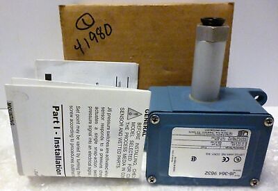 United Electric J6-364-9632 Pressure Switch