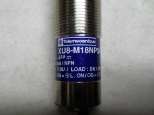 Telemecanique XU8M18NP340 24 V DC Photoelectric Proximity Sensor