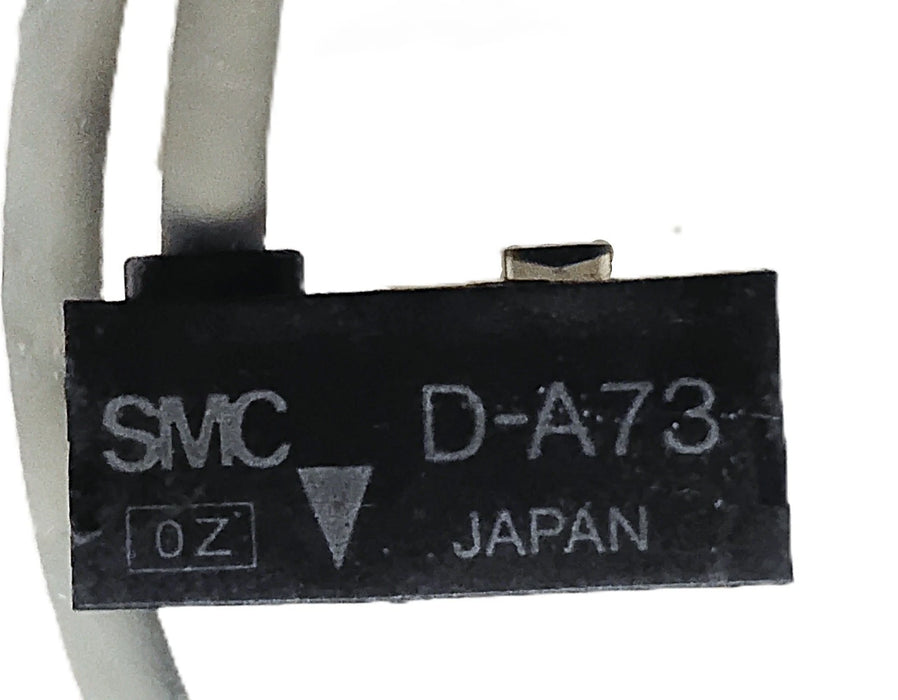SMC D-A73 24 V DC Reed Switch w/ Indicator Light