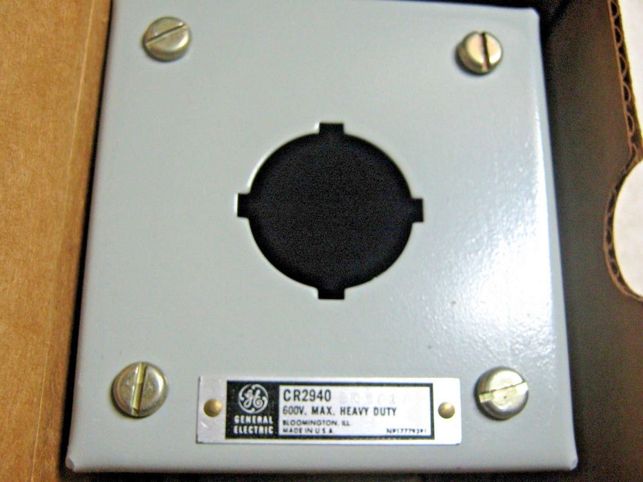 GE CR2940BC301A Enclosure