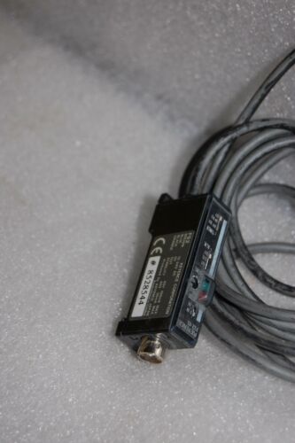 KEYENCE FS2-65 FIBER OPTIC SENSOR