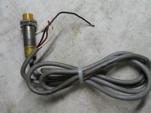 Omron TLE-X10MC1 Proximity Switch