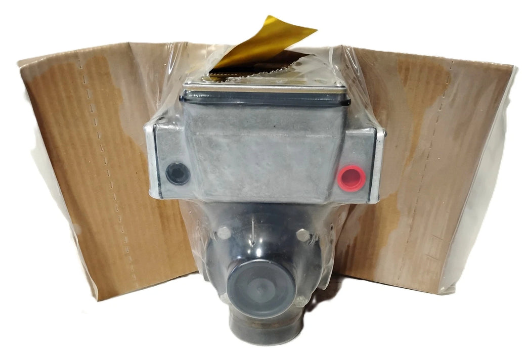 UFM WVM30GM-16-TT0WR 30 GPM 2" Type 4 Series MN Flow Monitor w/ M140RAL2 Display