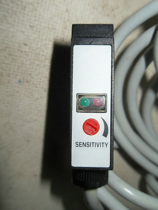 1 Nib Balluff Datasensor Ble S3-S-F5 Sensor