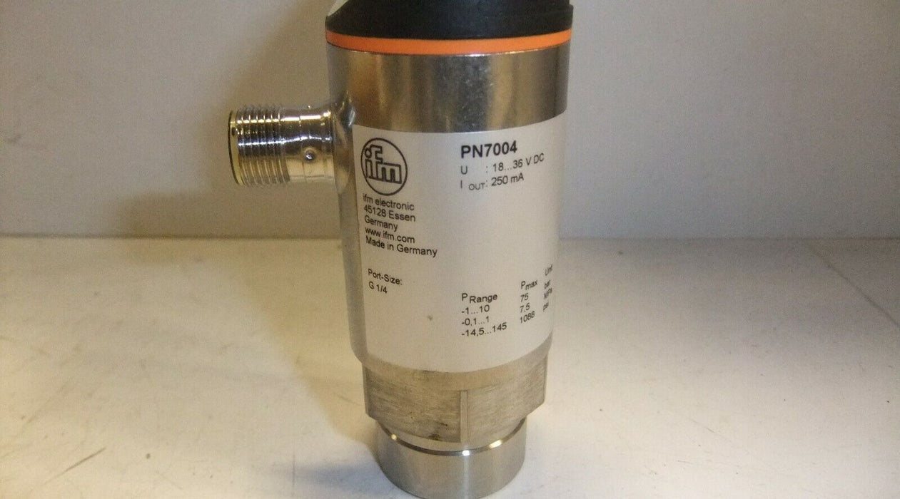 IFM Efector Pressure Sensor PN7004