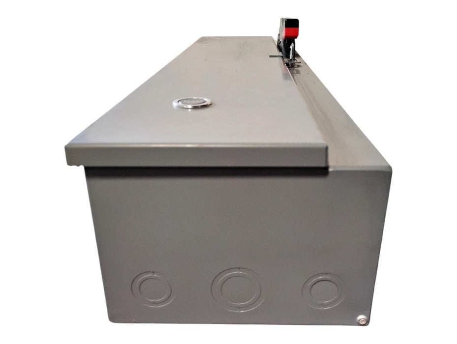 Cutler-Hammer AN56BN0 110/120V 18A NEMA 0 Fusible Reversing Combination Starter