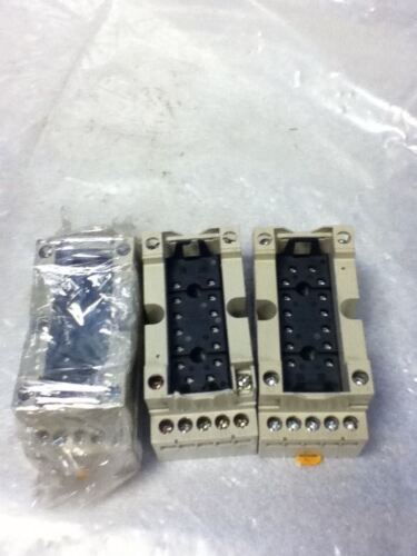 LOT OF 3 OMRON P7S-14F SOCKETS