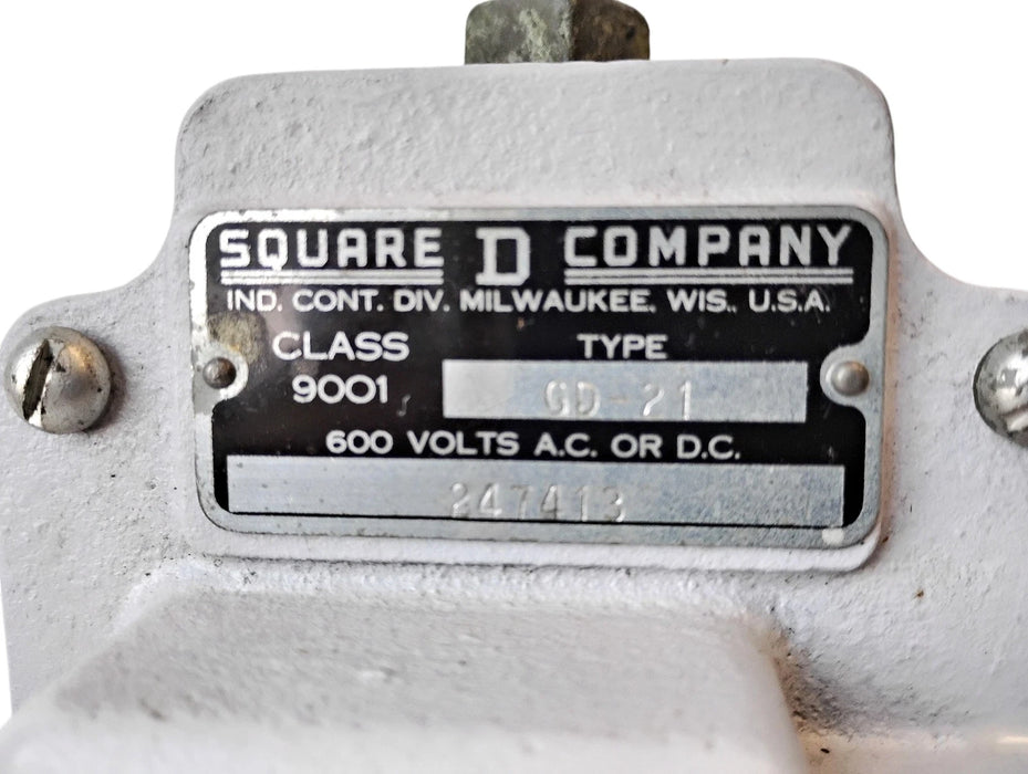 Square D 9001-GD-21 600 V NEMA 4/5 Heavy Duty Start/Stop Push Button Station