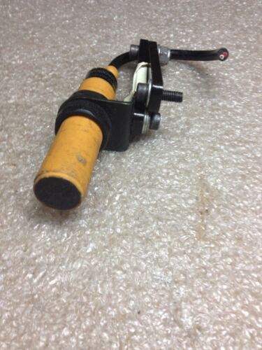 ATC 7252AD0X3ASX Photoelectric Proximity Sensor