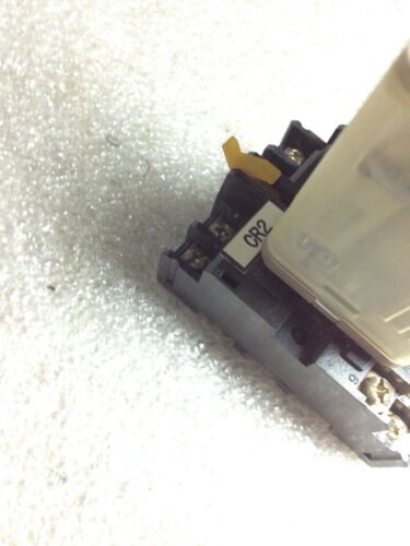 Allen-Bradley 700-HA33A1 Relay with Base