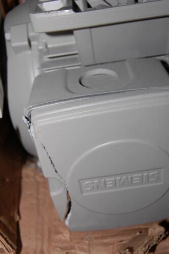 Siemens 1LE21211CB314AA3 ELECTRIC MOTOR