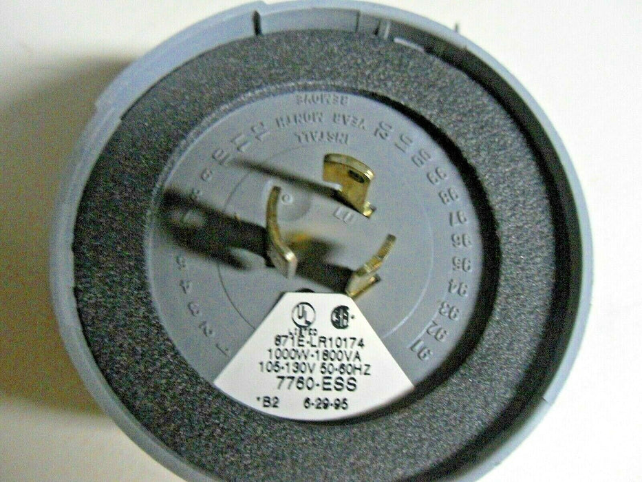 New Pacific Scientific 7760-Ess Photoelectric Outdoor Lighting Control