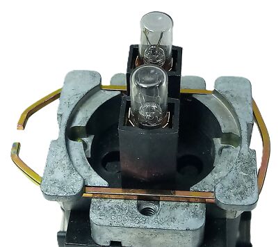 Allen-Bradley 9001KXAKM235 9001-KXAKM-235 28 V AC/DC Pilot Light Module w/ Bulbs