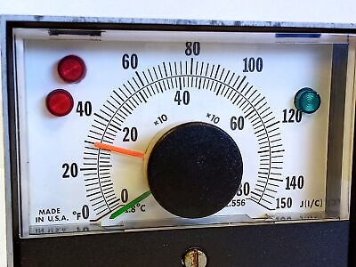 Leeds & Northrup 150051 Temperature Controller