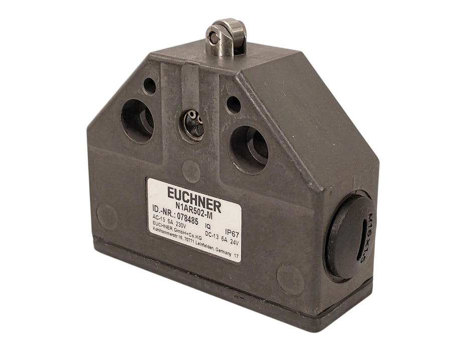 Euchner N1AR502-M 230VAC/24VDC 8/6 A Roller Plunger Limit Switch