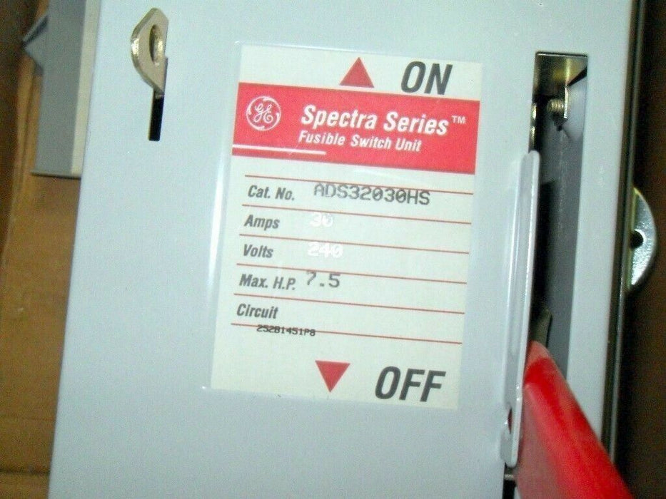 GE ADS32030HS 240V 30A 3-Phase 3-Pole Switch in NEMA 1 Enclosure