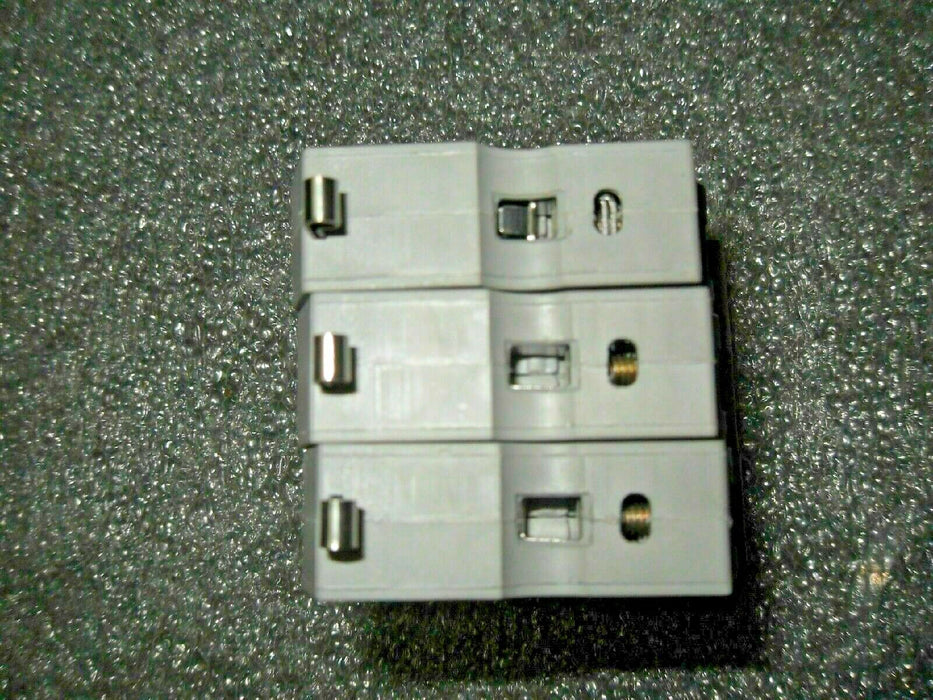 3 Bussmann CHCC1 30A 600V Fuse Holders