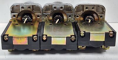 Furnas 52SA7AGN Oiltight Illuminated Maintained Transformer Type Selector Switch