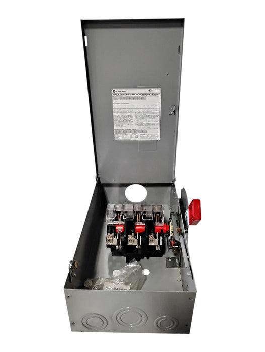 GE THN3362R 600 V AC / 250 V DC 60 A 3 P 3 W HD 3R Outdoor Safety Switch