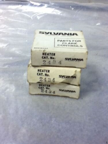 LOT OF 3 SYLVANIA 2434 HEATERS