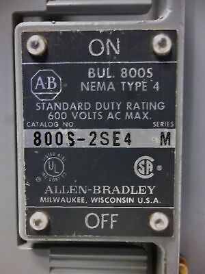Allen-Bradley 800S-2SE4 Selector Switch