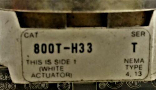 Allen-Bradley 800T-H33B Selector Switch