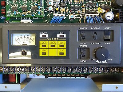 Allen-Bradley 1332-ZAA 230 V AC 3/4 HP Variable Frequency Drive