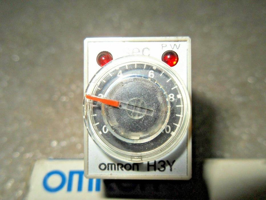 Omron H3Y-4 120 V 10 Second Mini Time Delay Relay