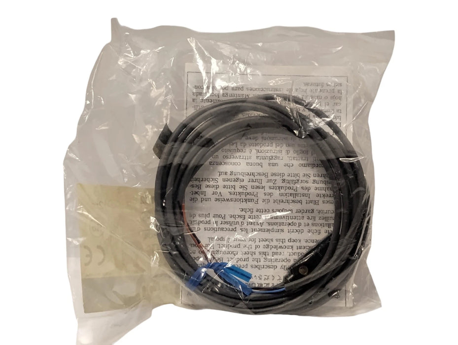 Omron TL-W3MC2 12-24 V DC Inductive Proximity Sensor