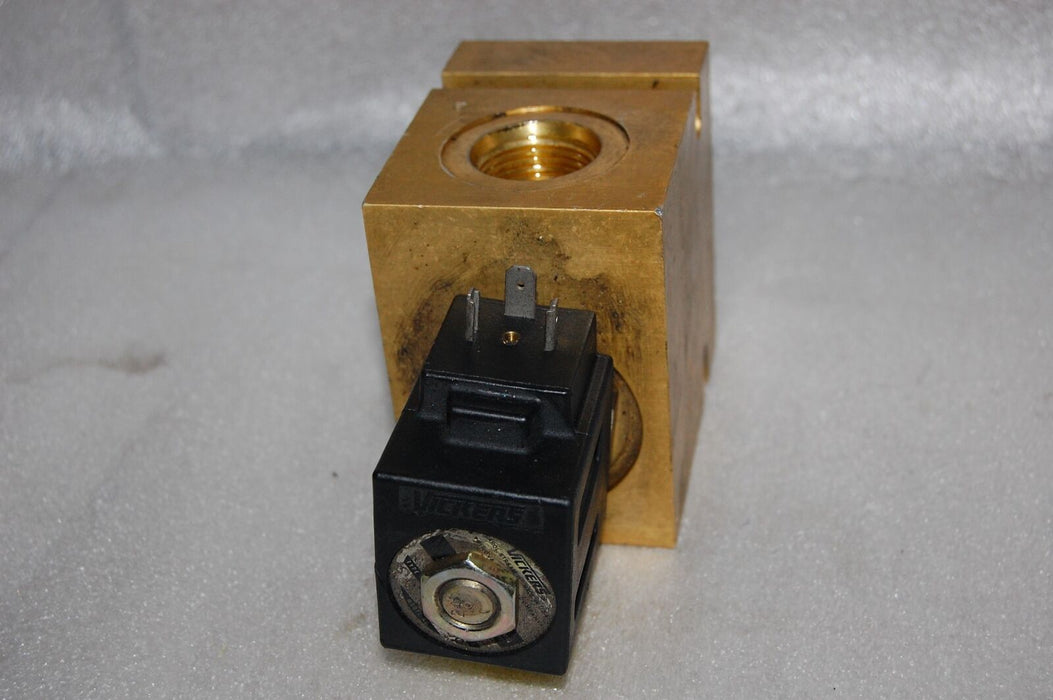 Vickers SV116C1241 Solenoid Valve