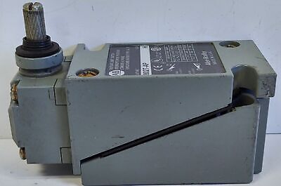 Allen-Bradley 802T-AP Oiltight Rotary Gear Limit Switch