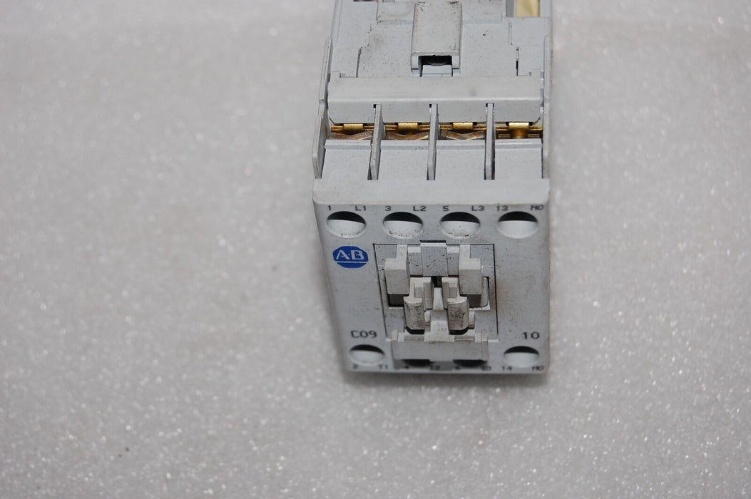 Allen-Bradley 100-C09Z10 Contactor
