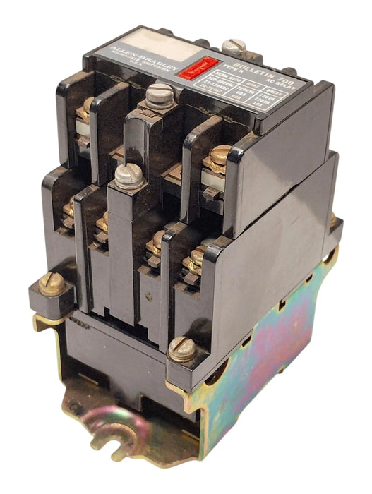 Allen-Bradley 700-N600A1 Series C 300 V AC 10 A Relay w/ 110-120 V AC Coil