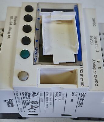 Schneider Electric SR2B121BD PLC Input & Output Module with Display (No Battery