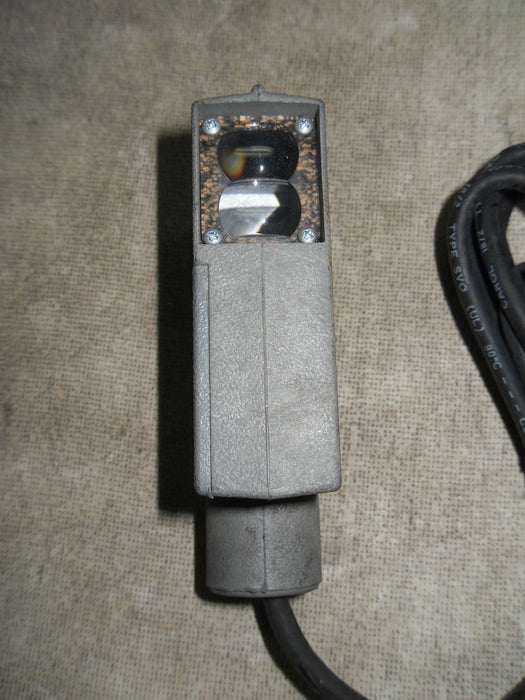 Autotron A20000 120 V AC Retroreflective Photoelectric Sensor
