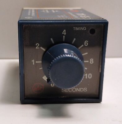 ATC 319-TDR-SS 120/240 V AC 0-10 Second Adjustable Delay-On Time Delay Relay