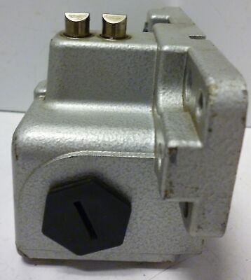 Yamatake LDV-5204S Axis Limit Switch