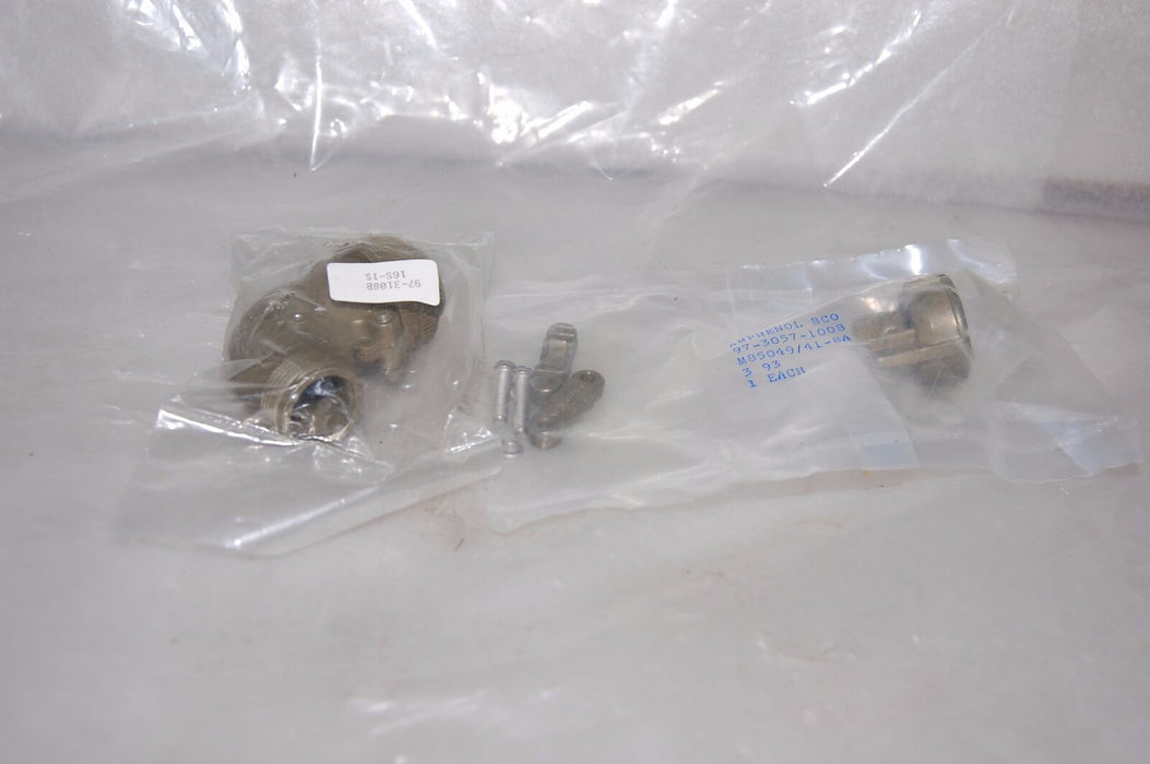AMPHENOL SHELL ANGLE PLUG 97-3108B