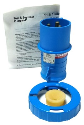 Legrand PS330P6S 250 V 30 A 2-Pole 3 Wire Pin and Sleeve Plug