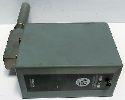 Allen-Bradley 837-H2A Temperature Control Switch