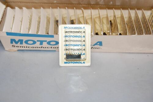 Motorola IC Chip MC858P