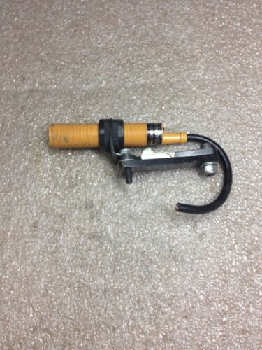 ATC 7252AD0X3ASX Photoelectric Proximity Sensor