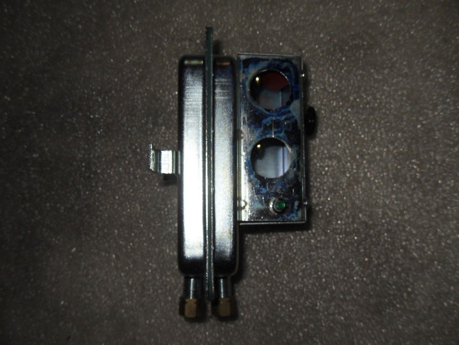 1 NIB CLEVELAND CONTROLS AFS-460-DSS PRESSURE SWITCH