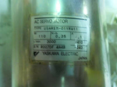 Yaskawa Electric USAREM-01YRW11 Servo Motor