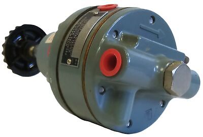 Moore 40AE30 31010-001 NULLMATIC 1-30psi Pneumatic Pressure Regulator