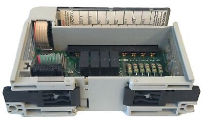 Allen-Bradley 1769-IQ6XOW4 Ser B Rev 1 F/W Rev 2.1 PLC Input/Output Module